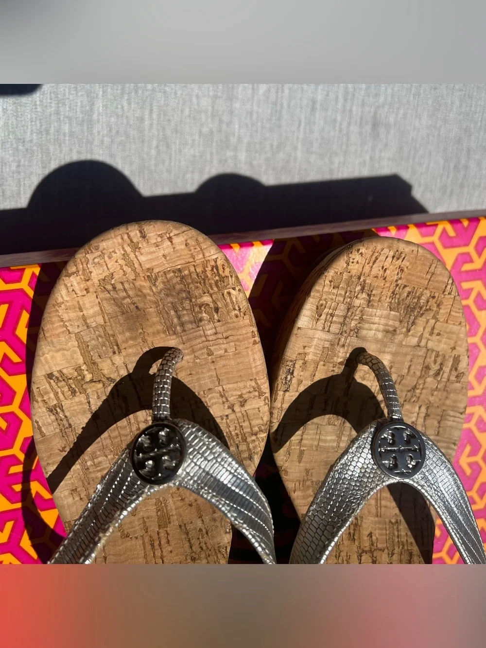 Tory Burch Thora Wedge Thong Sandals Size 8.5